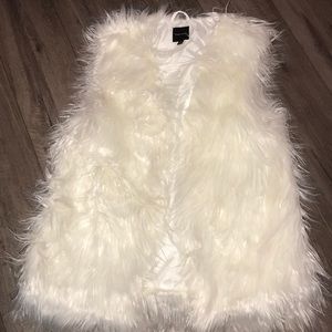 Women’s Faux Fur vest